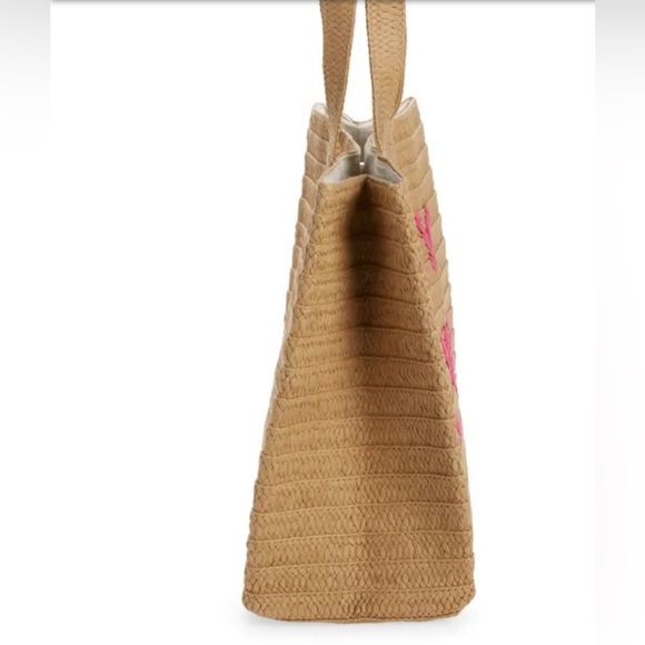 NWT BTB LOS ANGELES Sunny Side Up Straw Tote In Sand/ Fuchsia - Picture 3 of 6